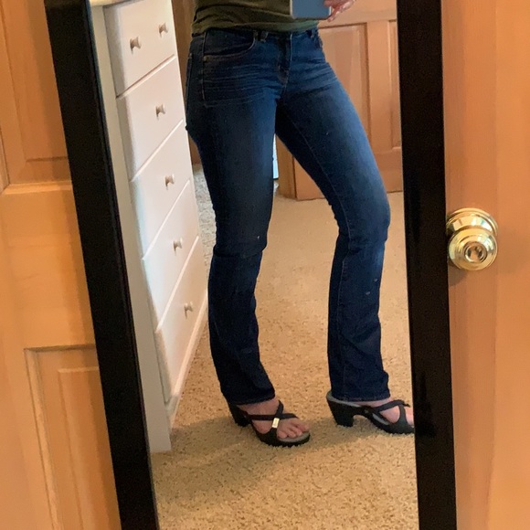 J Brand premium denim women’s jeans - Picture 2 of 13